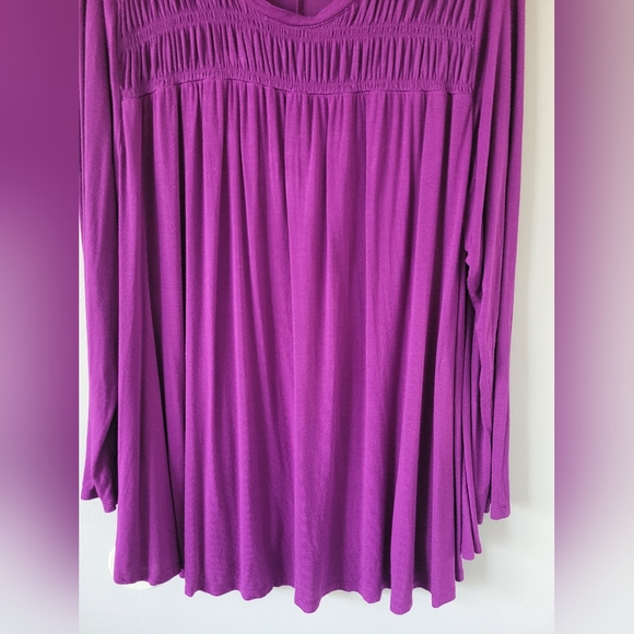 Lane Bryant Smocked Yoke Max Swing Purple Women's Tunic Top Drapey 26-28 - Picture 10 of 16